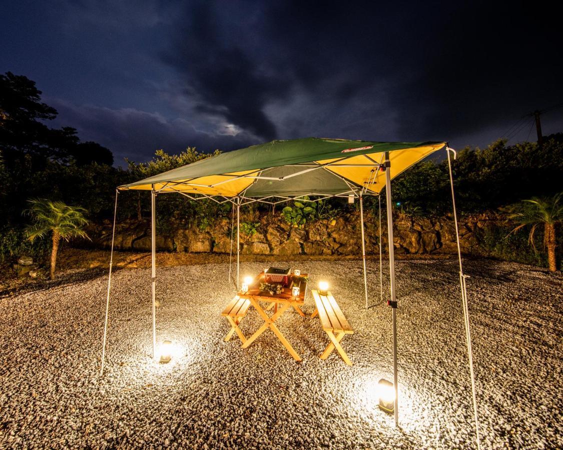 Hotel Okinawa Bbq Glamping Nakijin Esterno foto